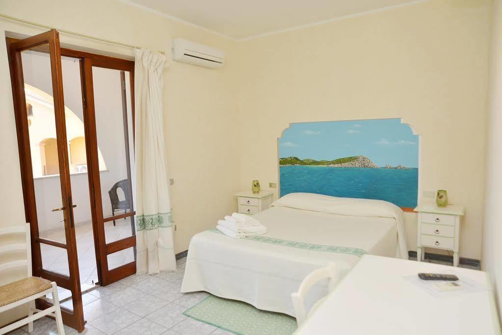 S'Apposentu Affittacamere Pula Bagian luar foto